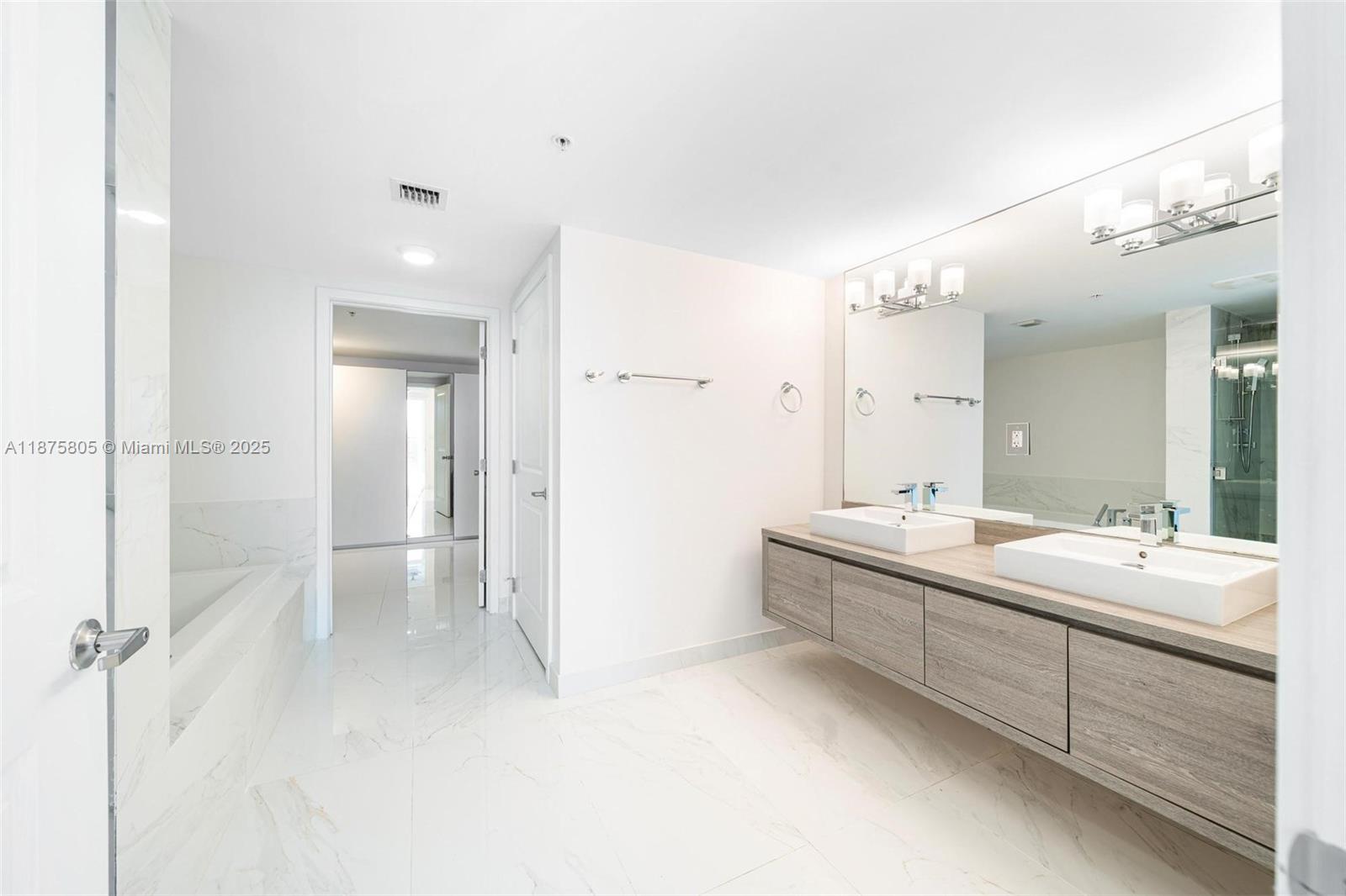 Photo of 400 Sunny Isles Blvd  #1707, Sunny Isles Beach, Florida, 33160 - 