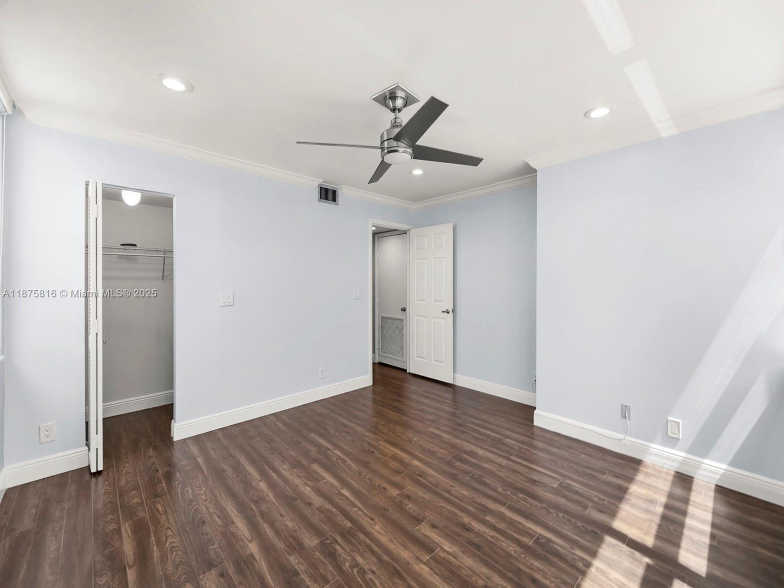 Photo of 2301 Ocean Dr  #307, Hollywood, Florida, 33019 -