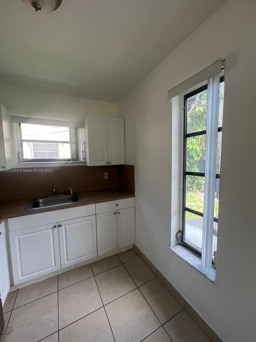   /  1560 sq. ft. $ 2025-09-10 0 Photo