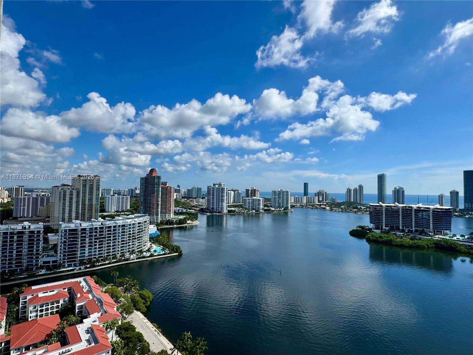 Photo of 3301 183rd St  #2909, Aventura, Florida, 33160 - Social Area views