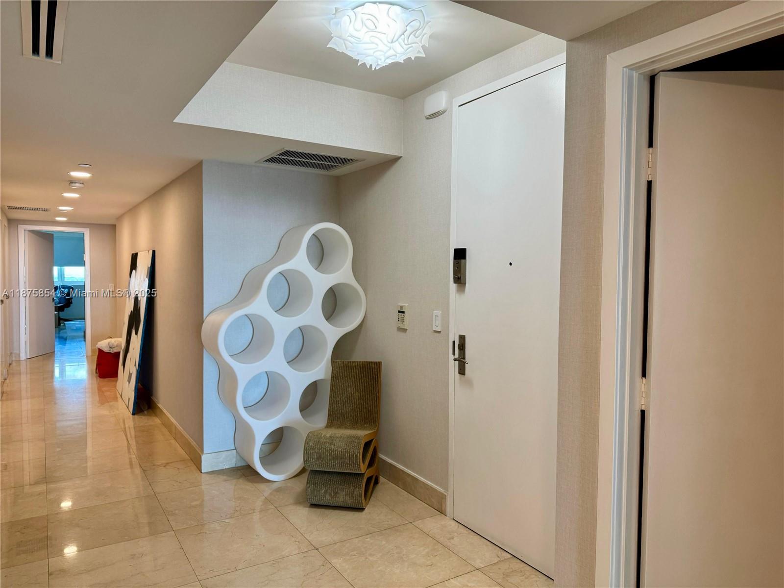 Photo of 3301 183rd St  #2909, Aventura, Florida, 33160 - 