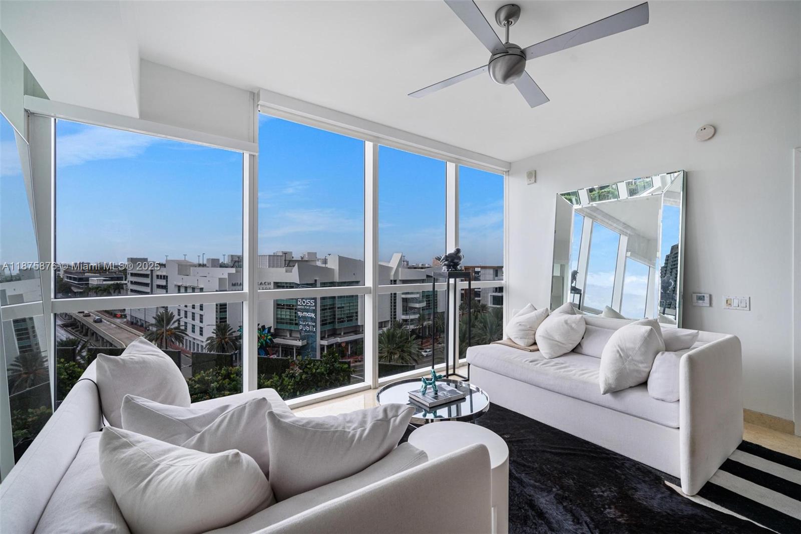 Photo of 450 Alton Rd  #808, Miami Beach, Florida, 33139 - 