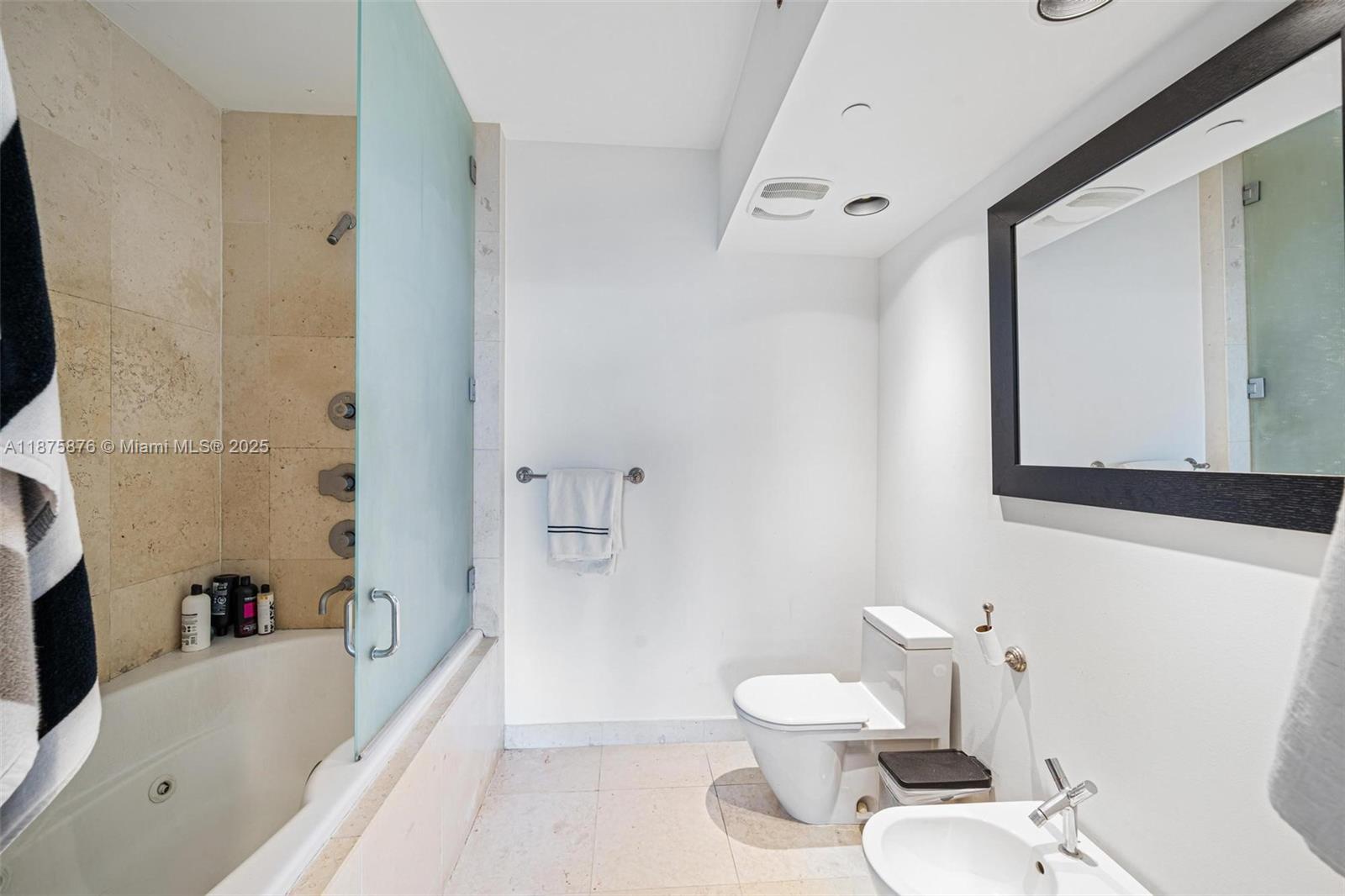 Photo of 450 Alton Rd  #808, Miami Beach, Florida, 33139 - 