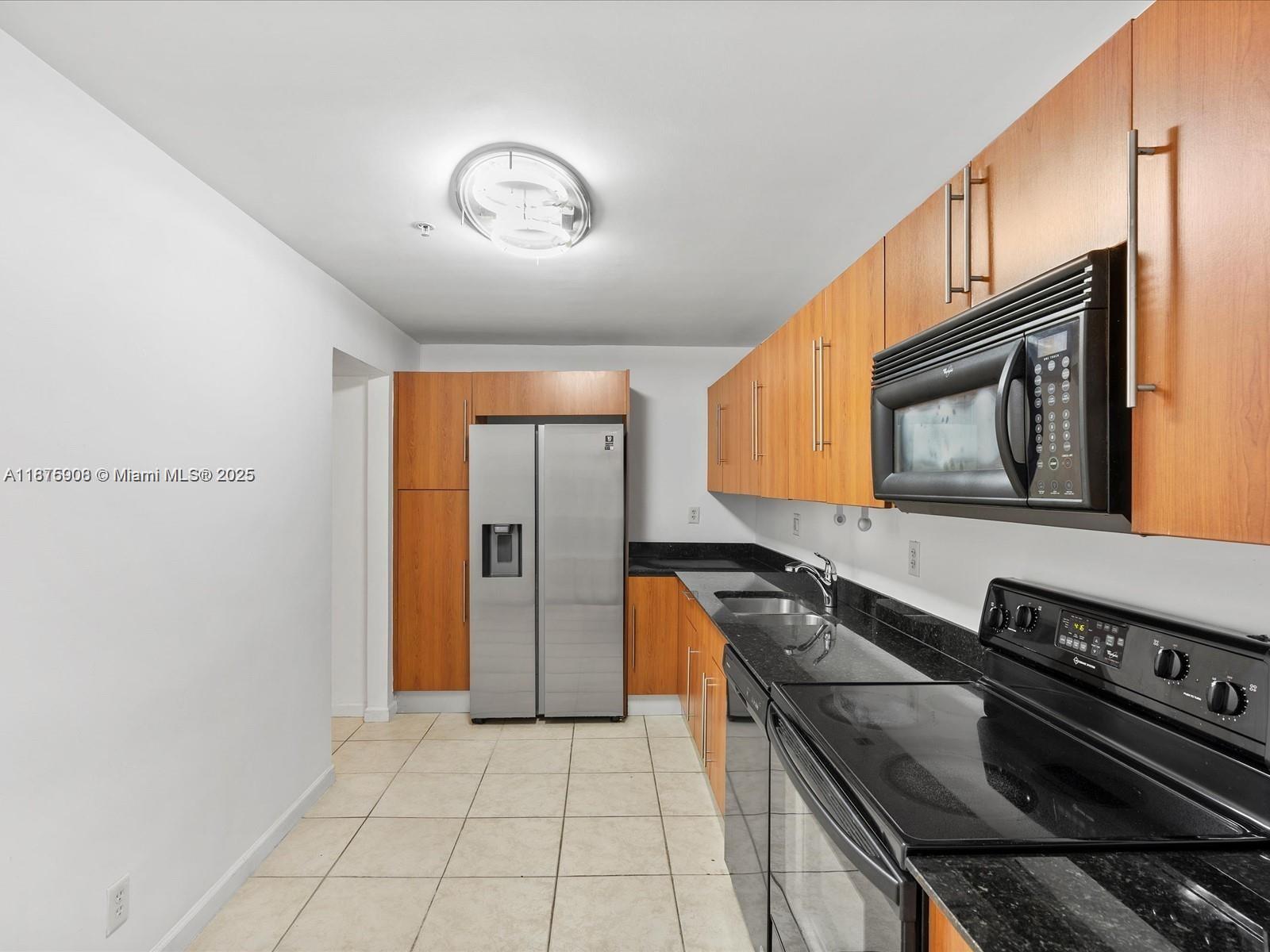 Photo of 3000 Ocean Dr #206, Hollywood, Florida, 33019 -