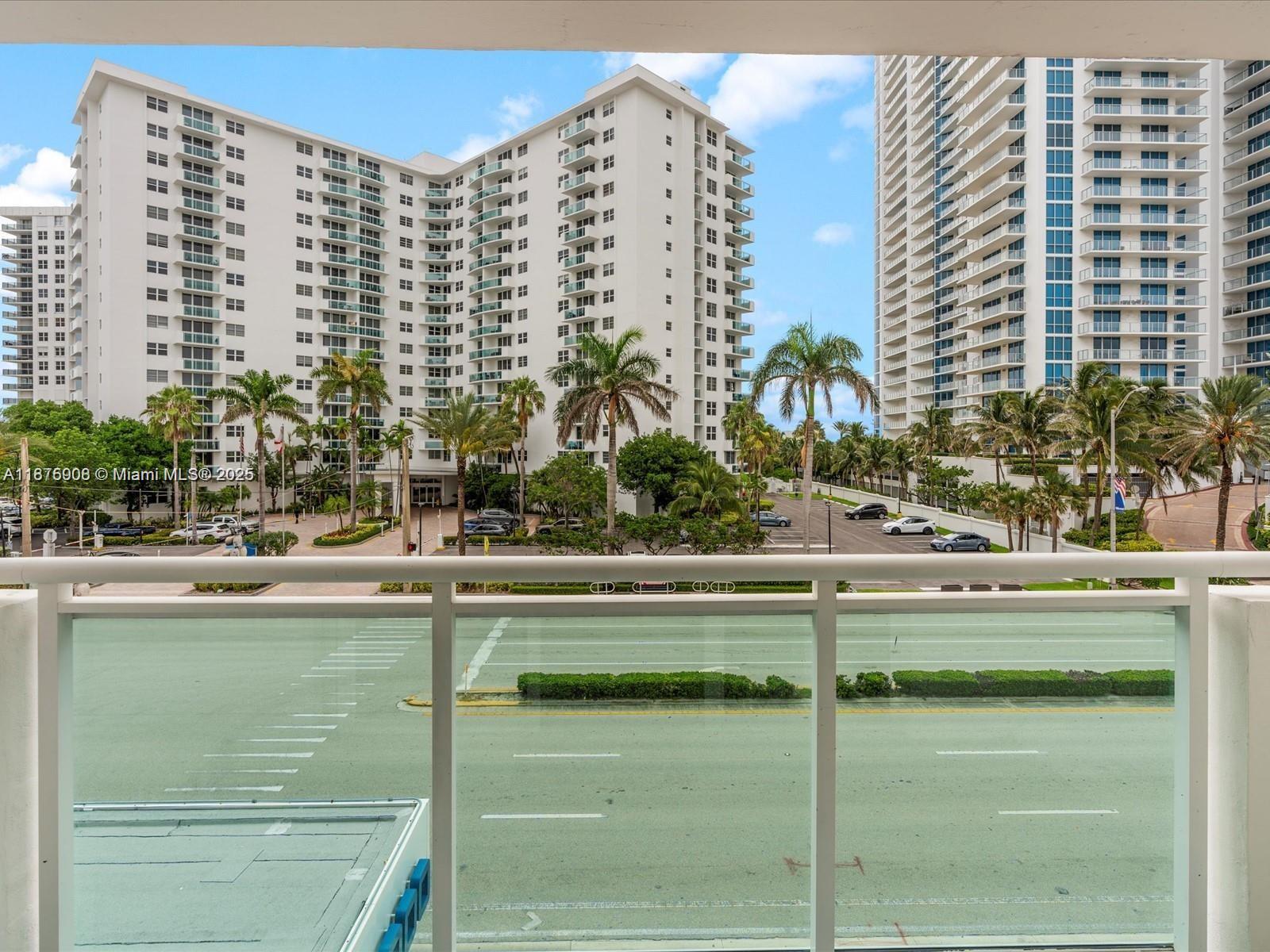 Photo of 3000 Ocean Dr  #206, Hollywood, Florida, 33019 - 