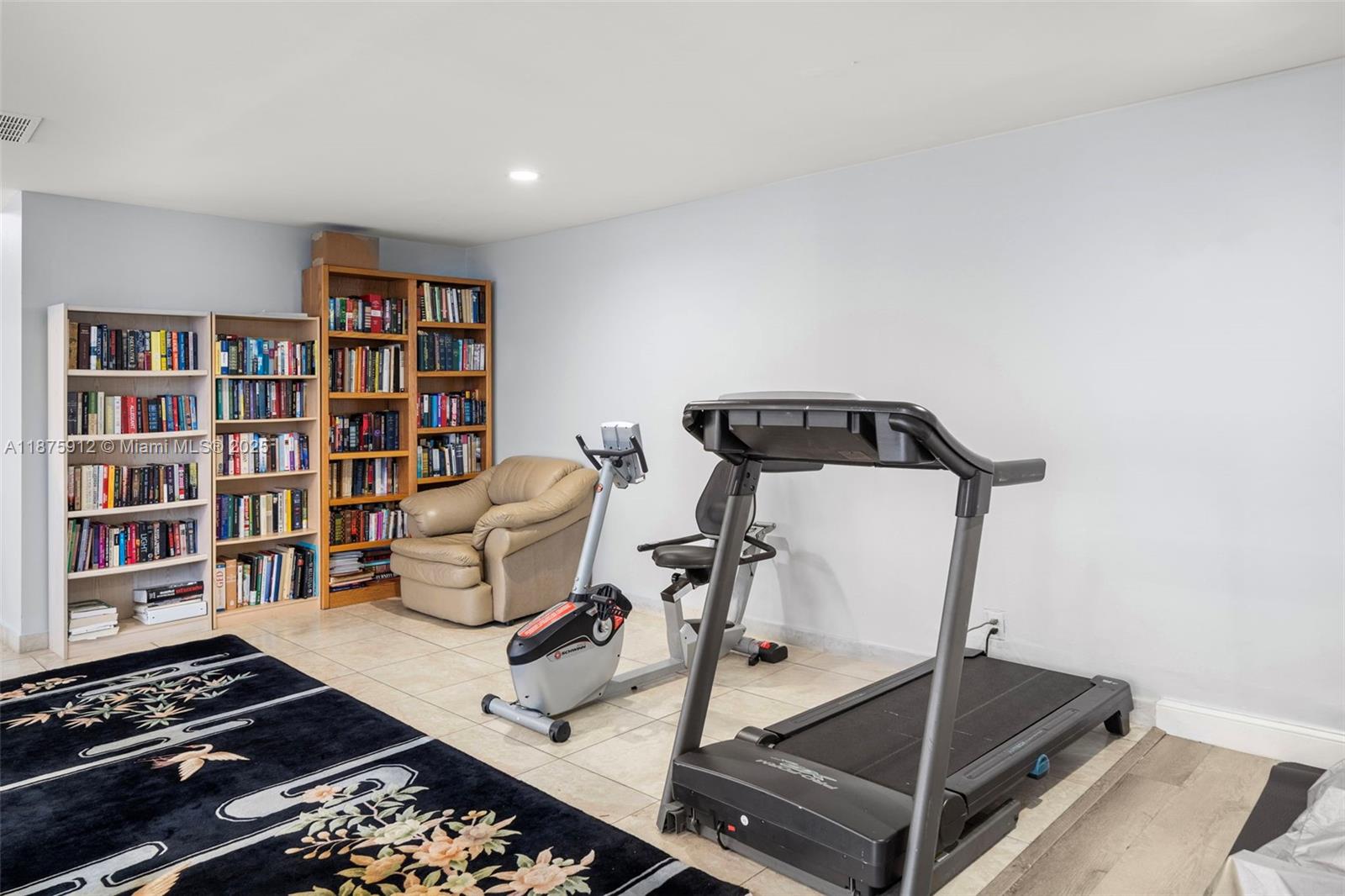 Photo of 437 Golden Isles Dr  #8C, Hallandale Beach, Florida, 33009 - 
