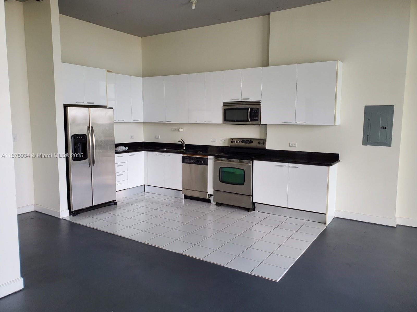 Photo of 2100 VAN BUREN ST  #411, Hollywood, Florida, 33020 - 