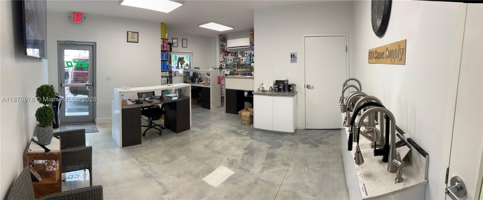 See details / sq. ft. $ 2025-09-10 0 Photo