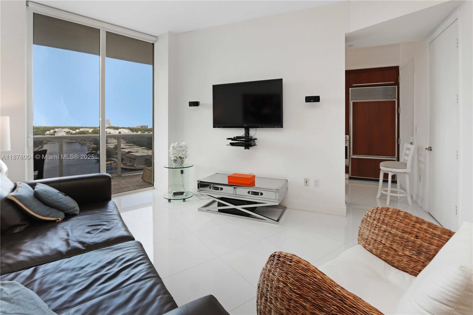 Ver detalles 705 2 / 2 1435 sq. ft. $ 2025-09-10 0 foto