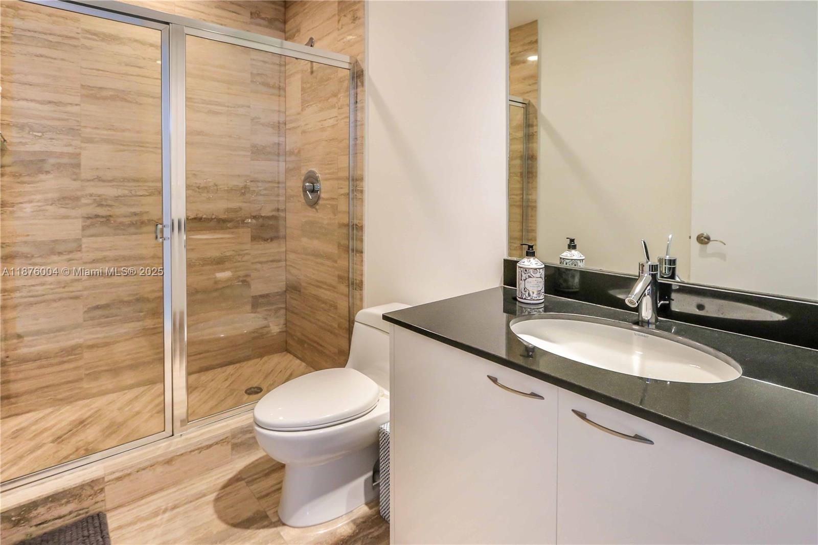 Ver detalles 705 2 / 2 1435 sq. ft. $ 2025-09-10 0 foto