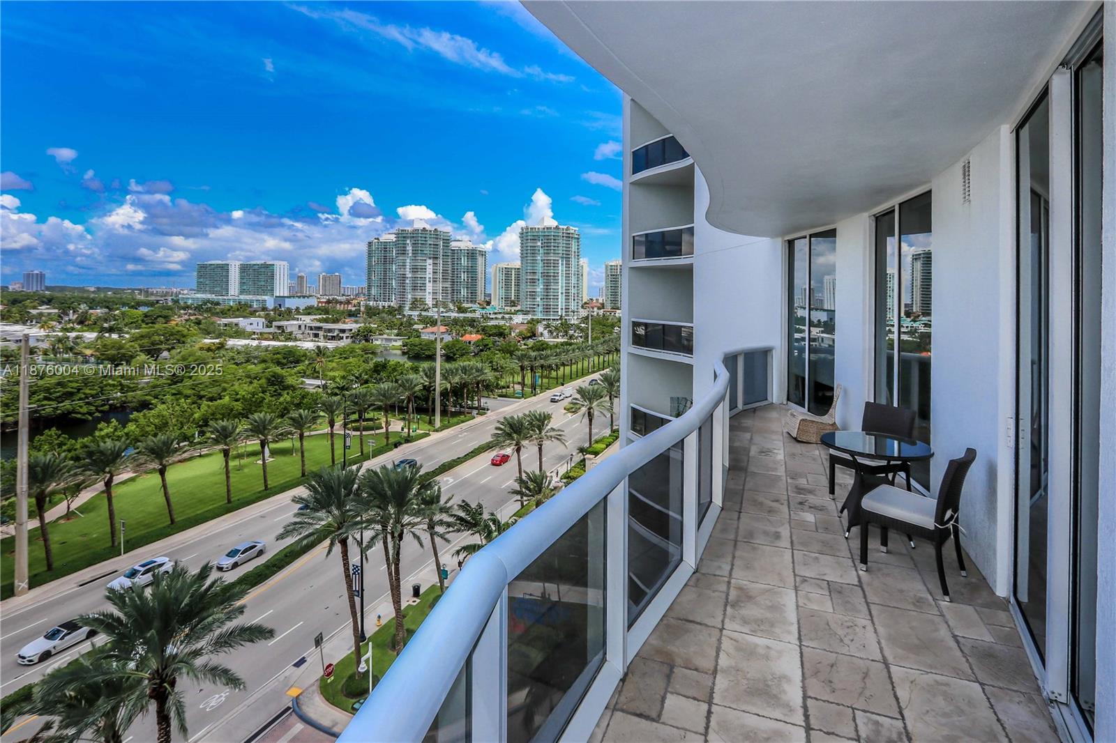 Ver detalles 705 2 / 2 1435 sq. ft. $ 2025-09-10 0 foto