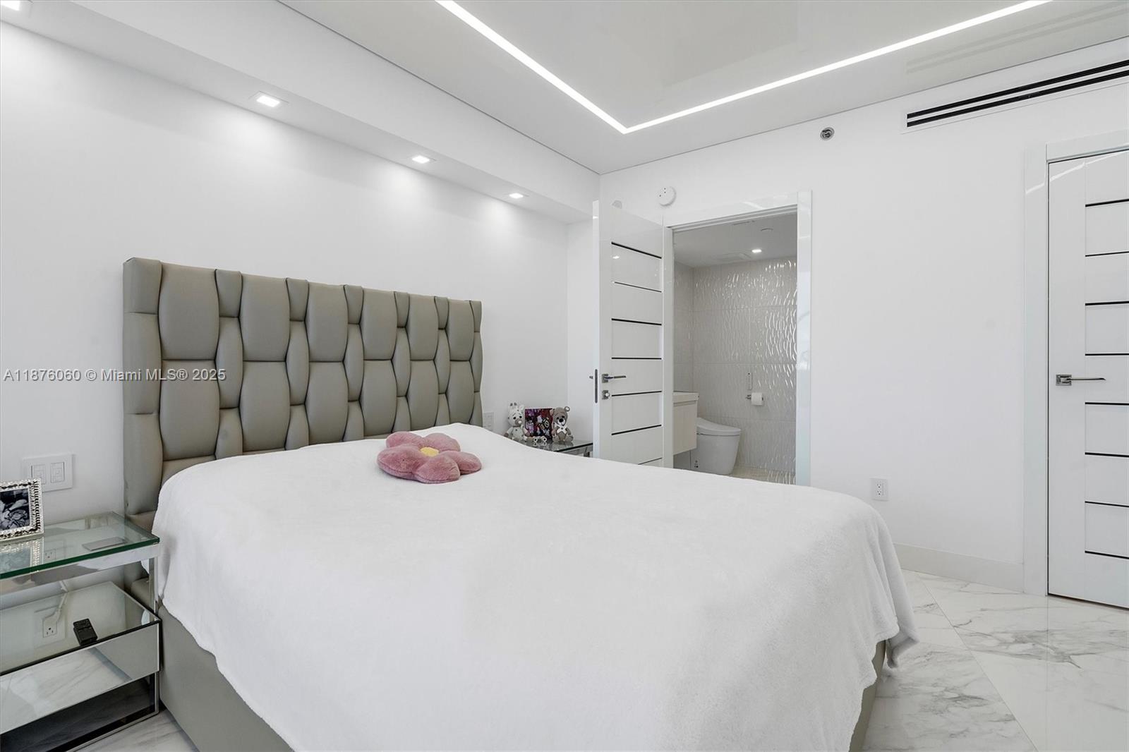 Photo of 18911 Collins Ave  #3204, Sunny Isles Beach, Florida, 33160 - 