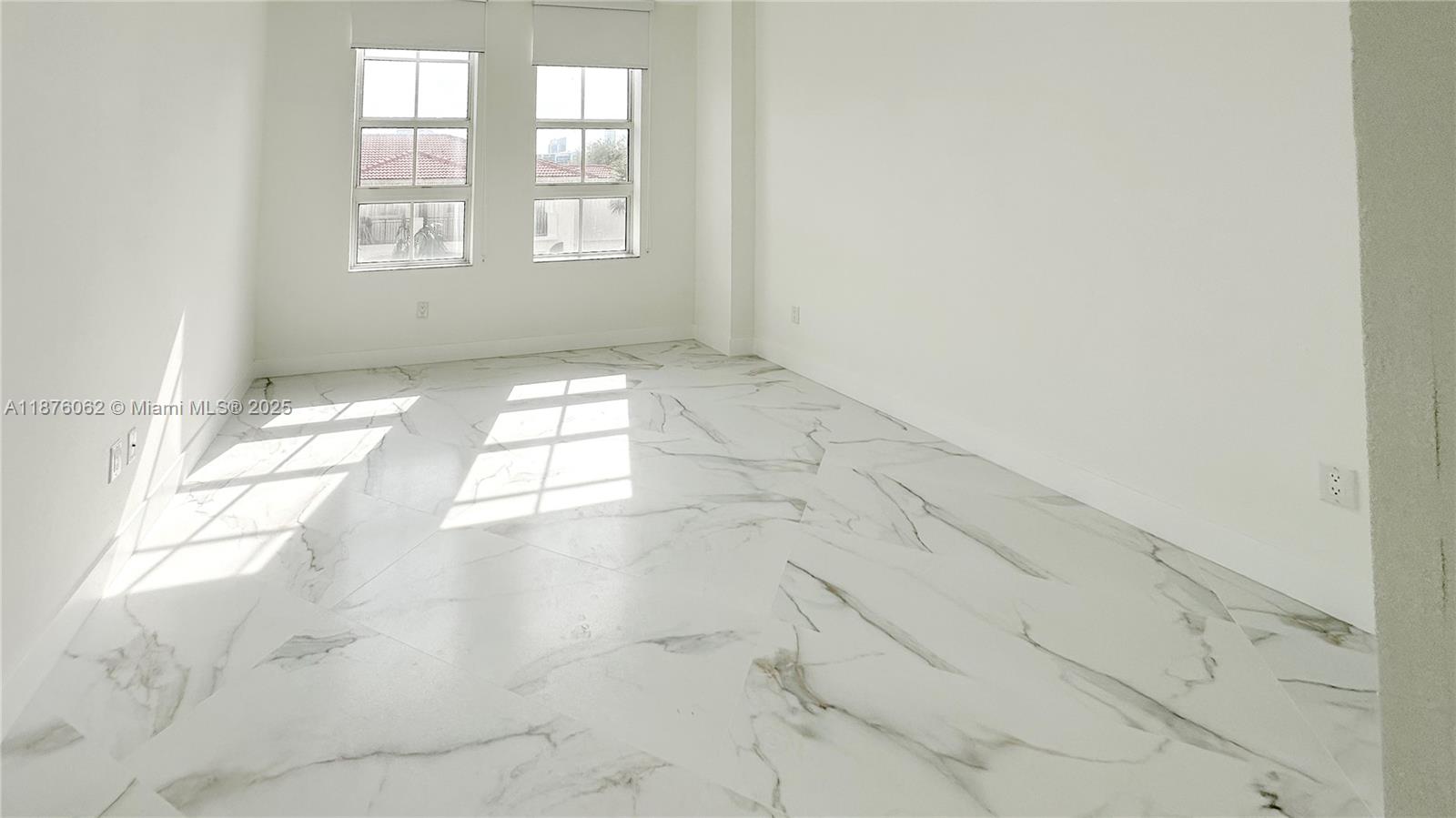 Photo of 3001 185th St  #317, Aventura, Florida, 33180 - 