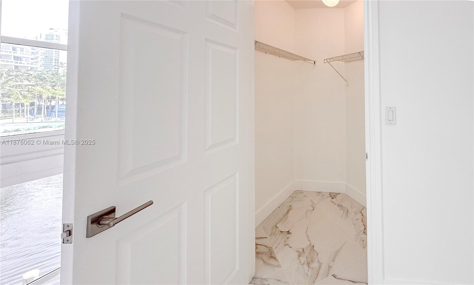 Photo of 3001 185th St  #317, Aventura, Florida, 33180 - 