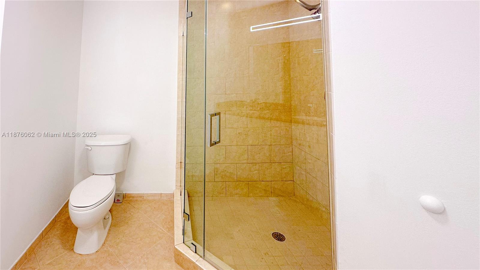 Photo of 3001 185th St  #317, Aventura, Florida, 33180 - 