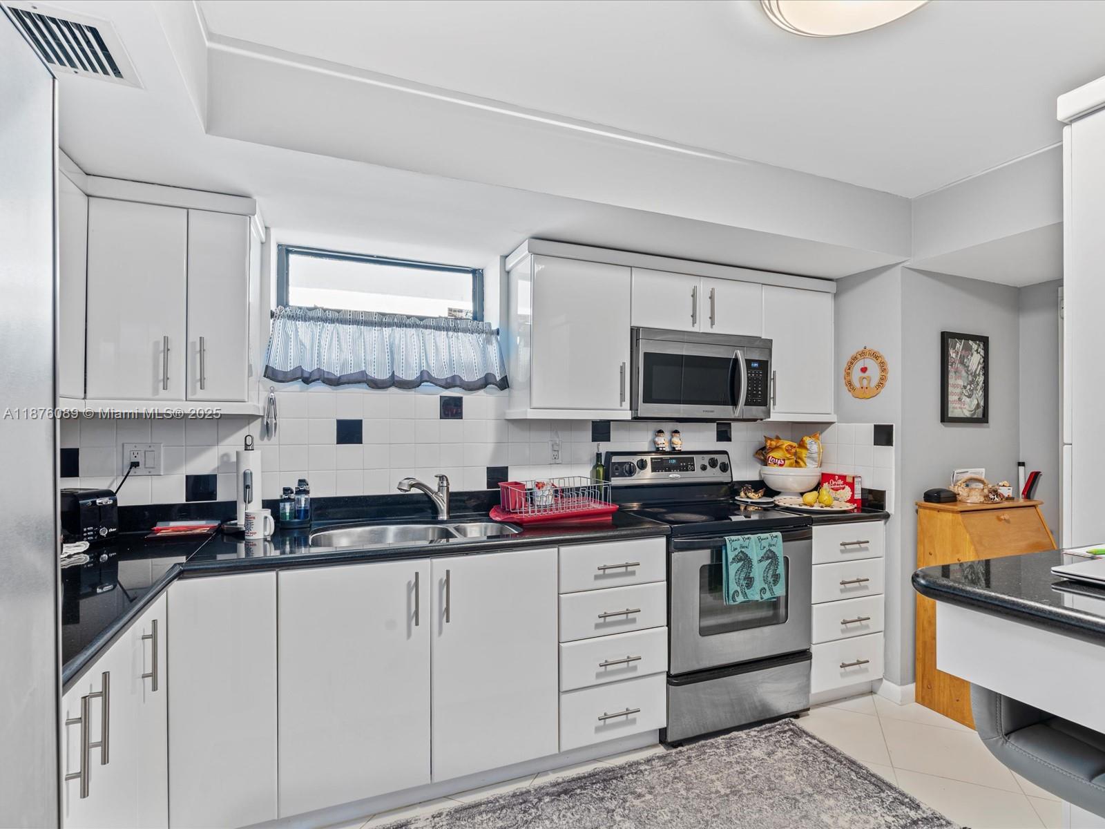 Photo of 500 Three Islands Blvd  #517, Hallandale Beach, Florida, 33009 - 