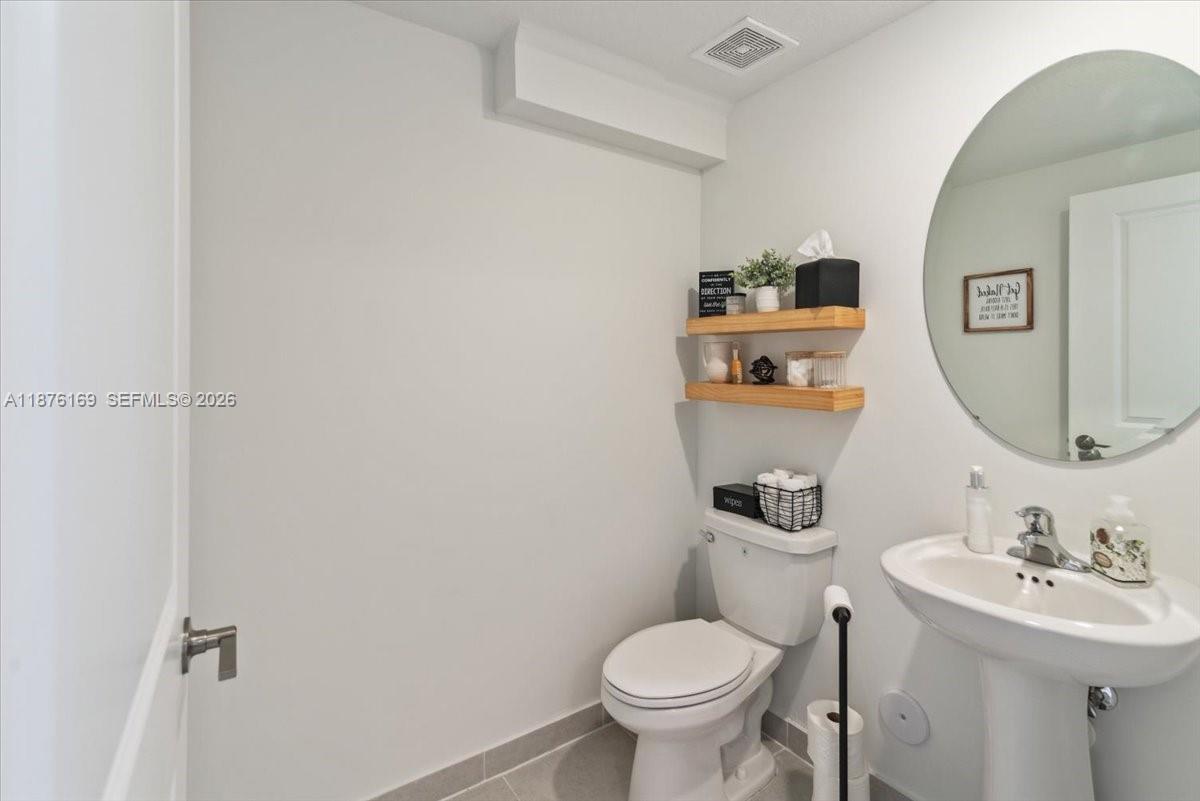13378 3 / 3 1820 sq. ft. $ 2026-06-29 0 Photo