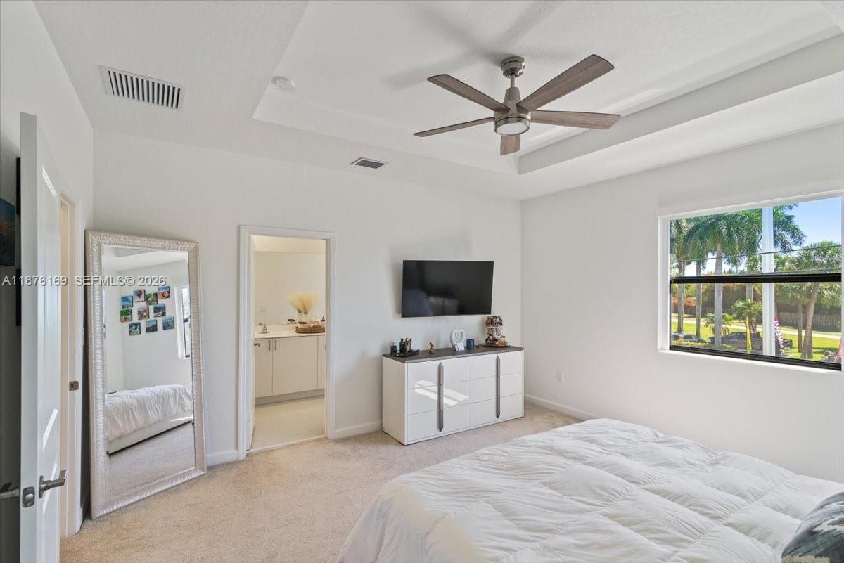 13378 3 / 3 1820 sq. ft. $ 2026-06-29 0 Photo