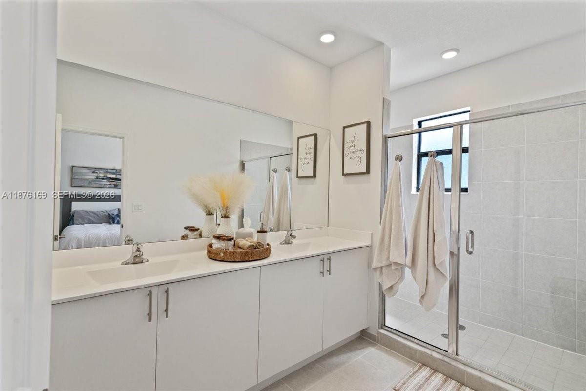 13378 3 / 3 1820 sq. ft. $ 2026-06-29 0 Photo