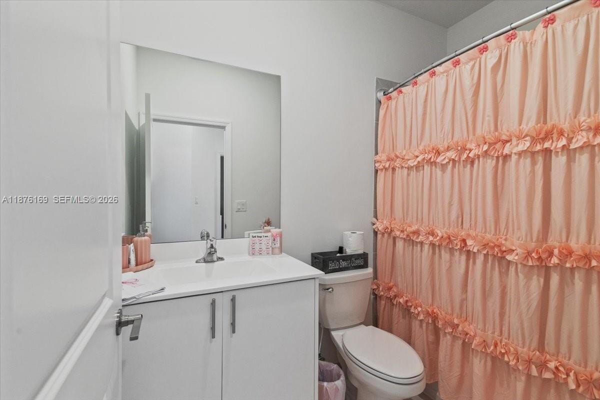 13378 3 / 3 1820 sq. ft. $ 2026-06-29 0 Photo