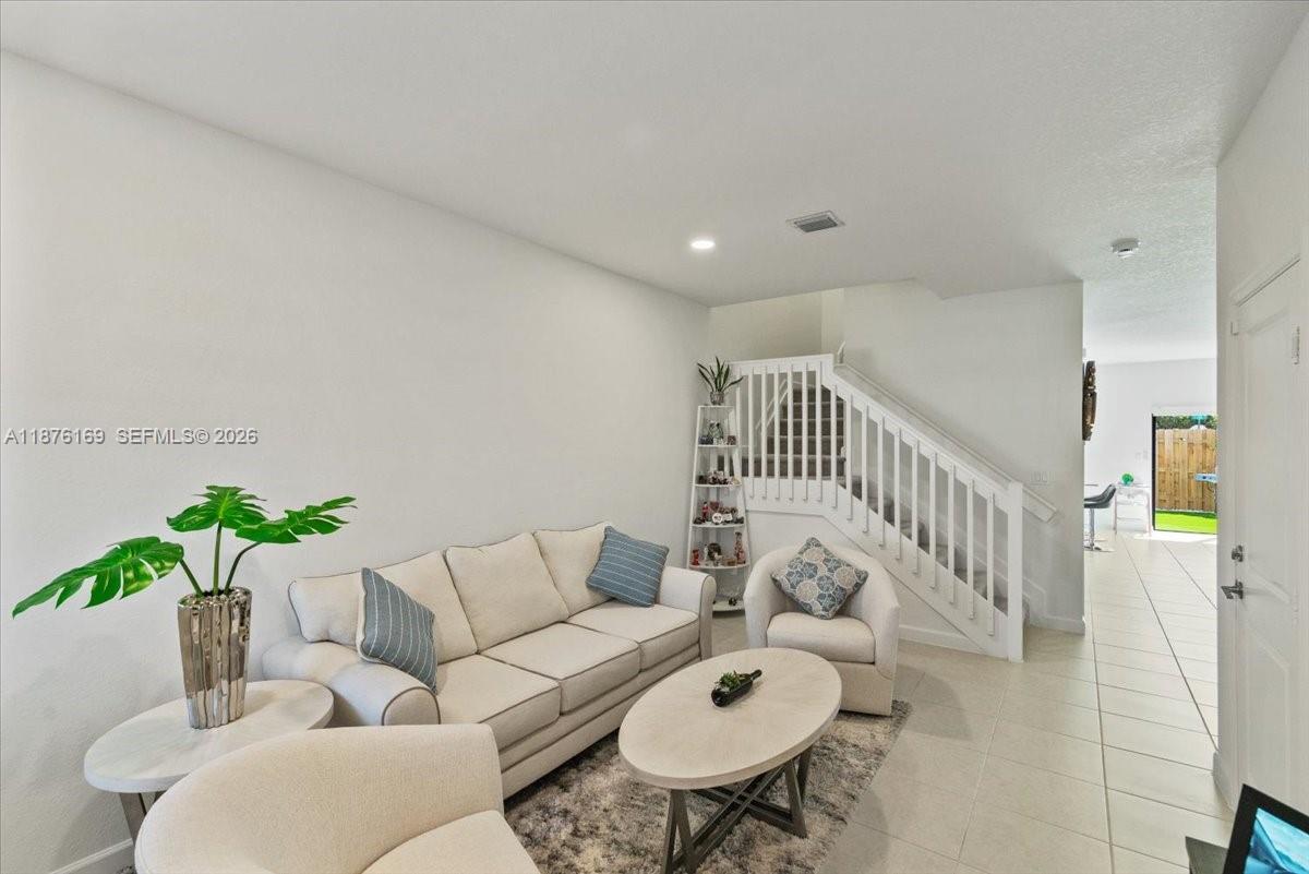 13378 3 / 3 1820 sq. ft. $ 2026-06-29 0 Photo