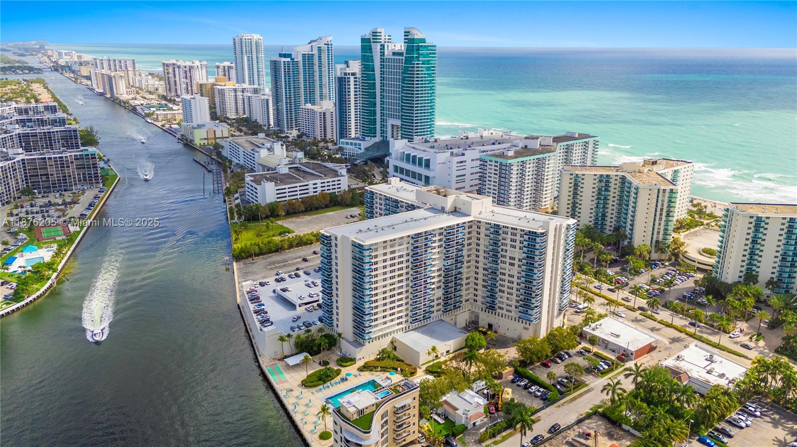 Photo of 3800 Ocean Dr  #525, Hollywood, Florida, 33019 - 