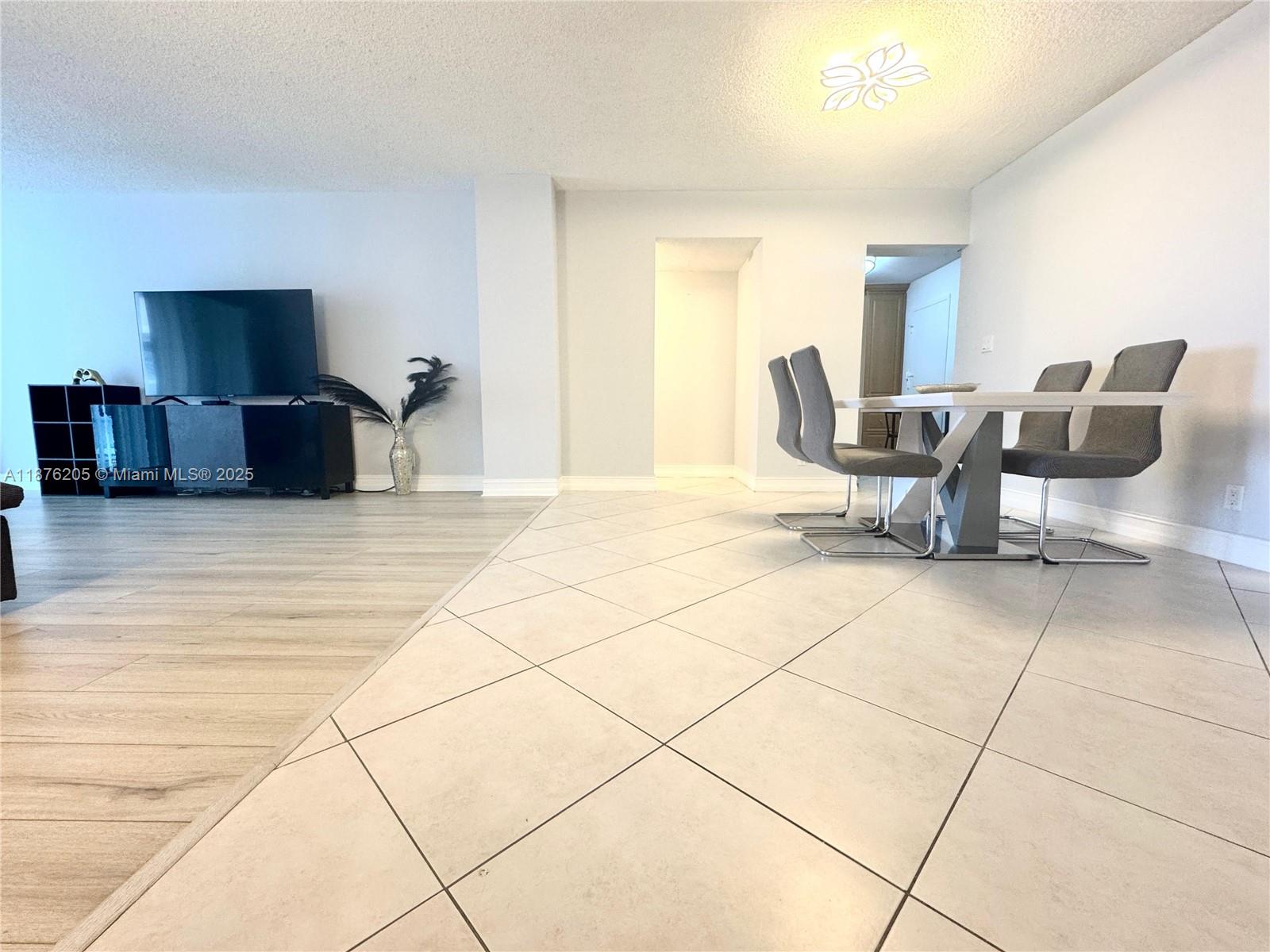 Photo of 3800 Ocean Dr  #525, Hollywood, Florida, 33019 - 