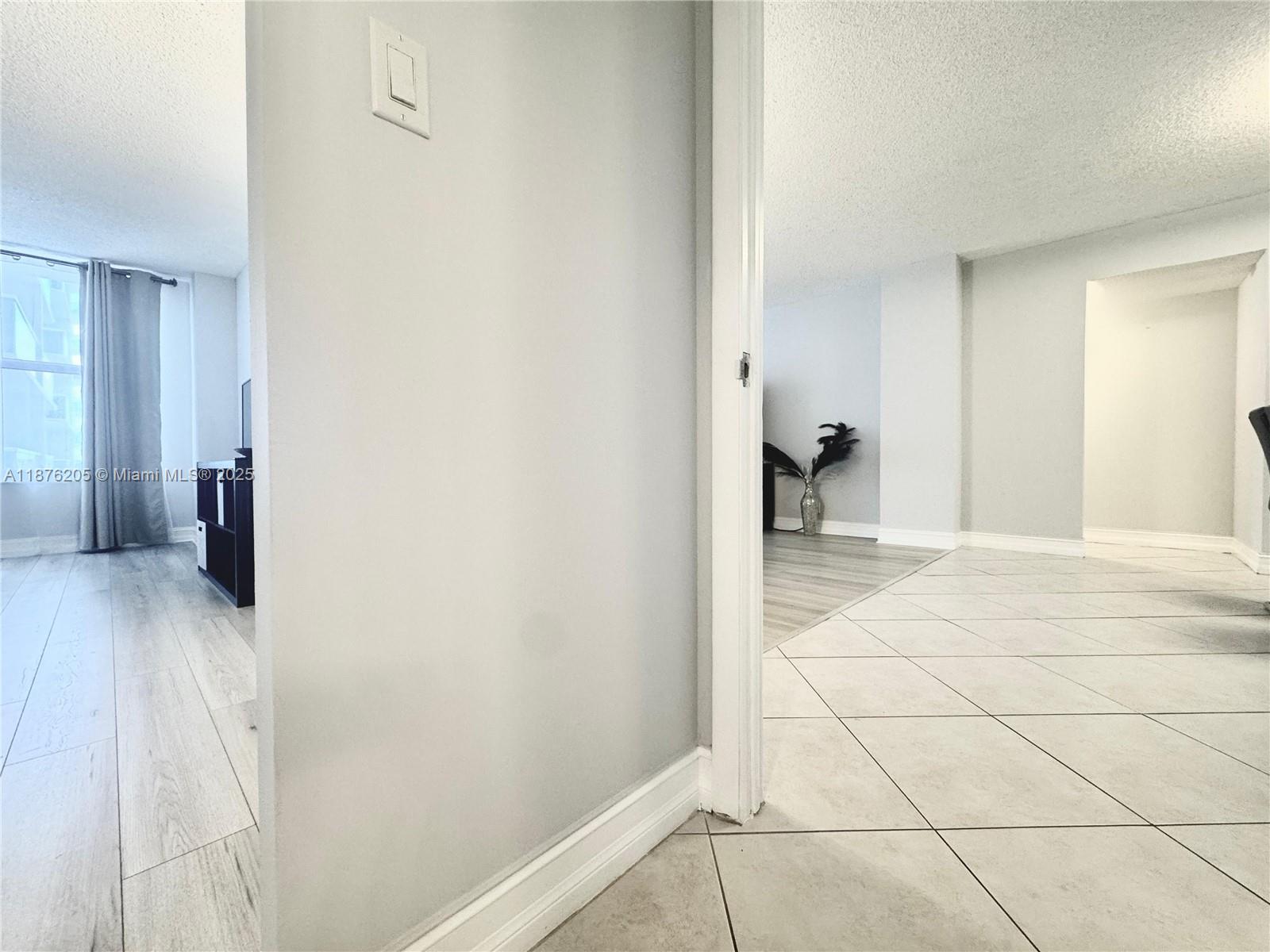 Photo of 3800 Ocean Dr  #525, Hollywood, Florida, 33019 - 