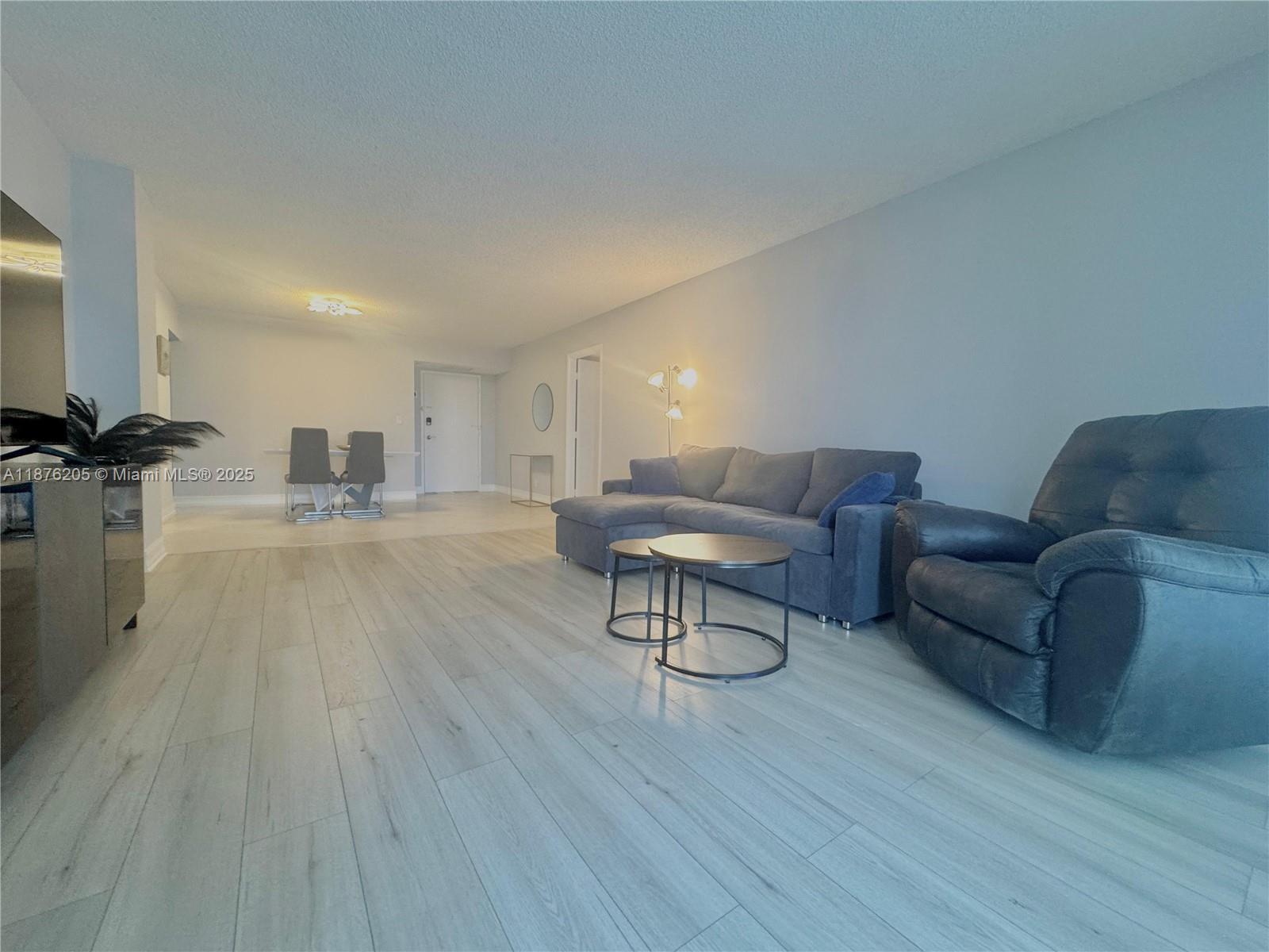 Photo of 3800 Ocean Dr  #525, Hollywood, Florida, 33019 - 