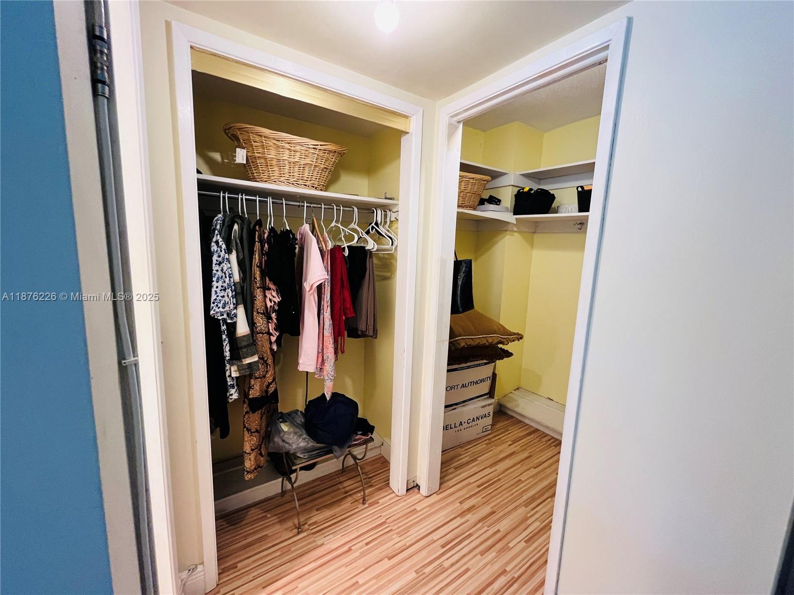 310 2 / 2 992 sq. ft. $ 2025-09-10 0 Photo