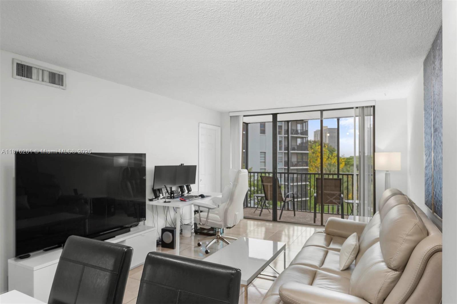 Photo of 3401 Country Club Dr  #519, Aventura, Florida, 33180 - 