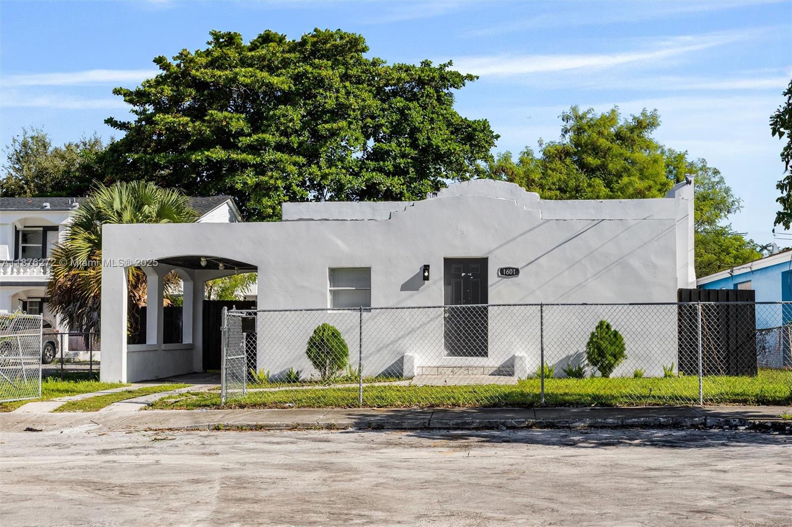   /  2033 sq. ft. $ 2025-09-10 0 Photo