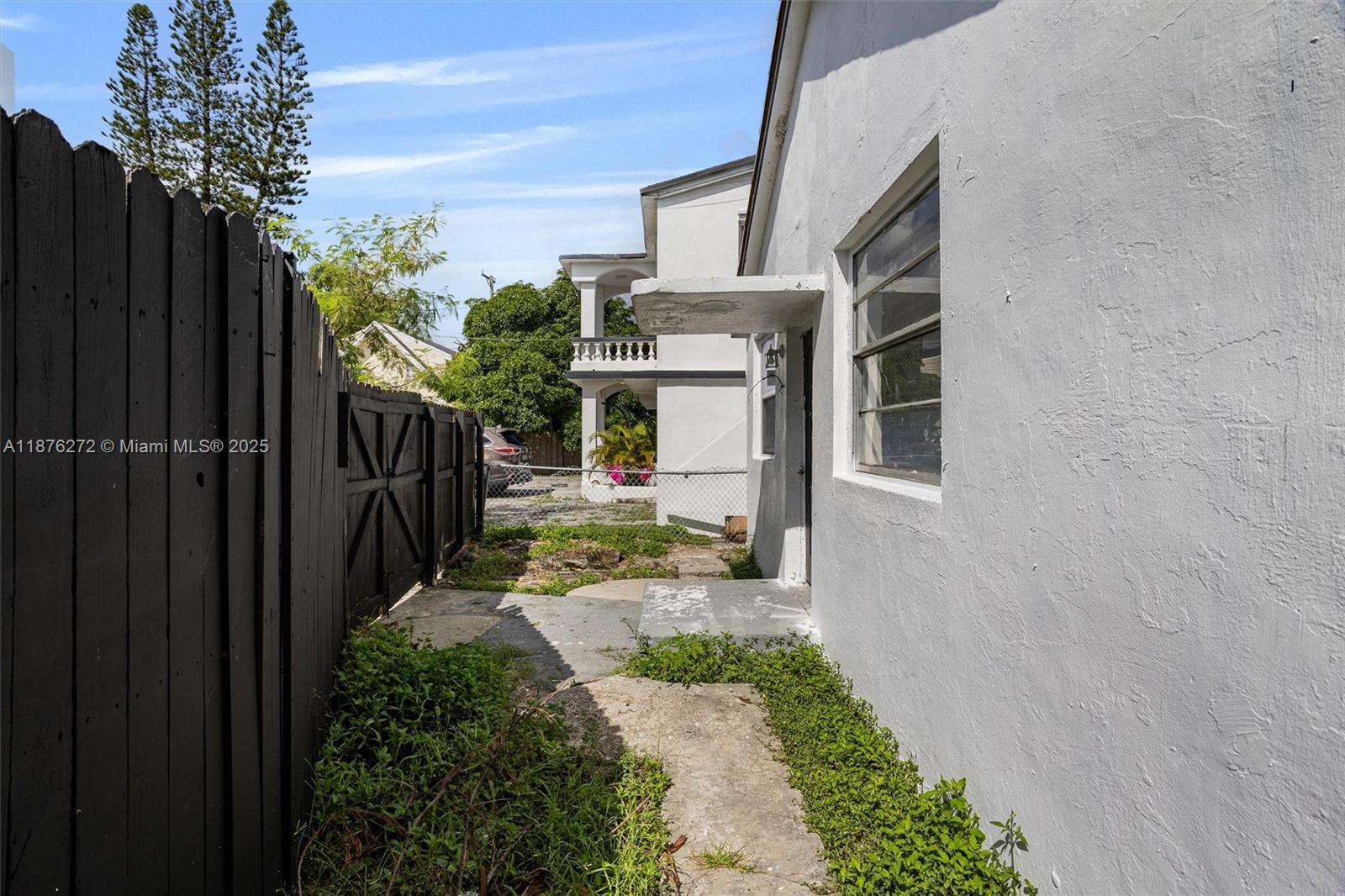   /  2033 sq. ft. $ 2025-09-10 0 Photo