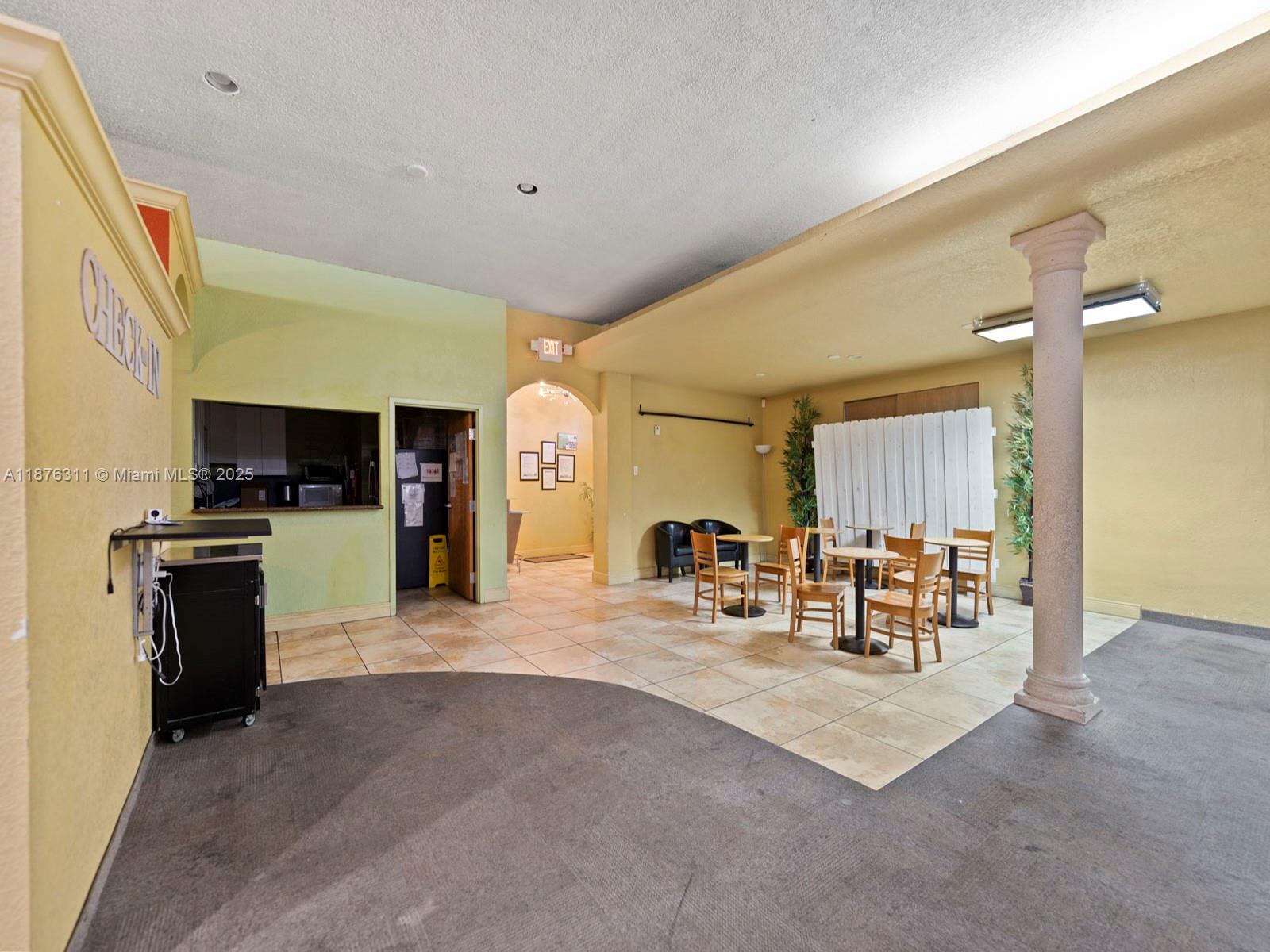   /   sq. ft. $ 2025-09-10 0 Photo