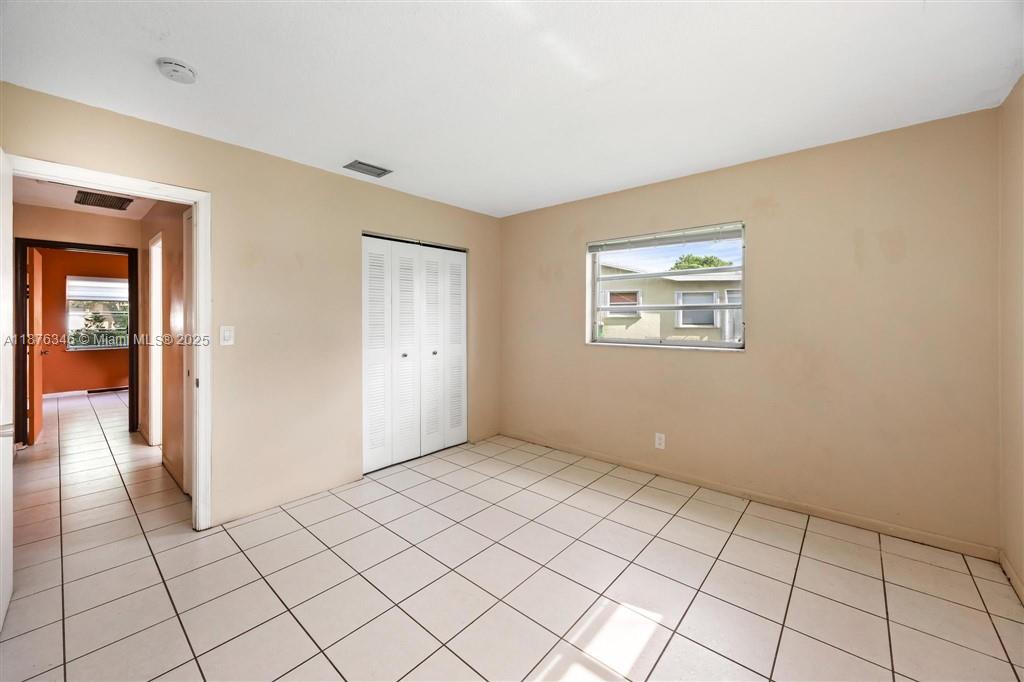   /  2307 sq. ft. $ 2025-09-10 0 Photo