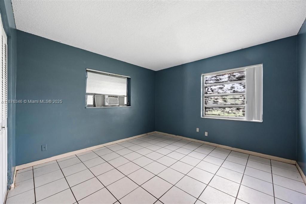   /  2307 sq. ft. $ 2025-09-10 0 Photo