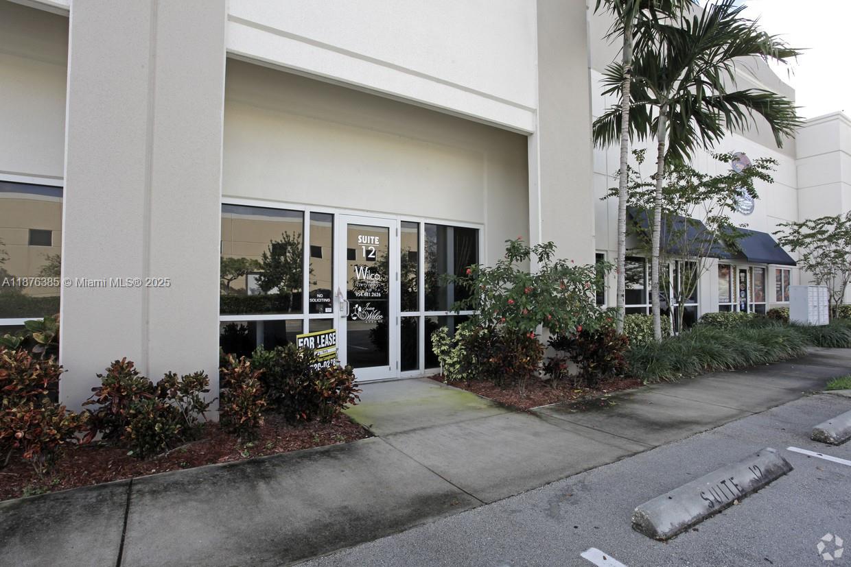 See details A13 / sq. ft. $ 2025-09-10 0 Photo