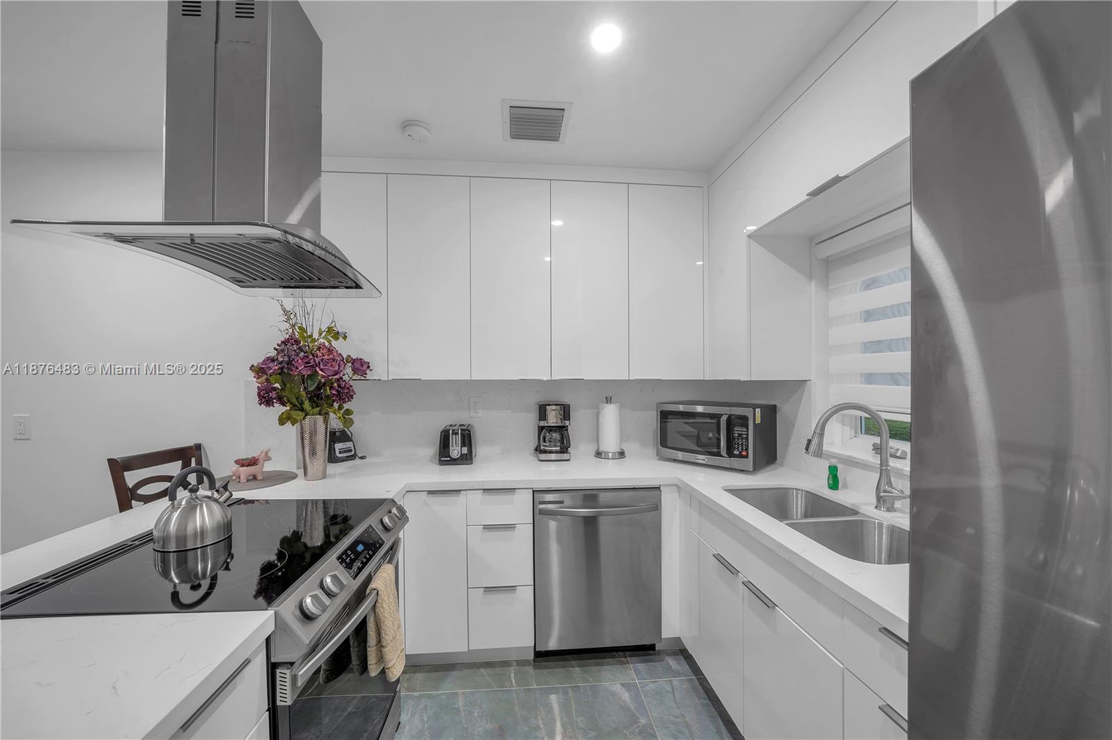 See details / 1460 sq. ft. $ 2025-09-10 0 Photo