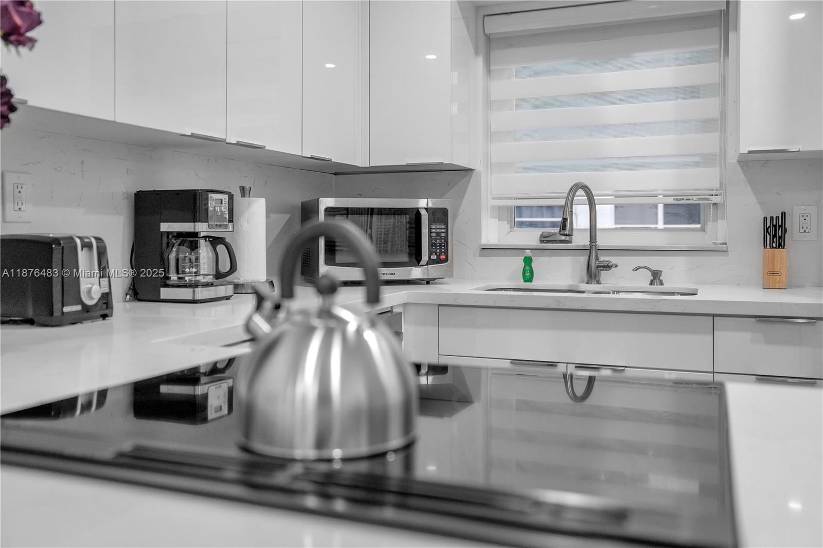 See details / 1460 sq. ft. $ 2025-09-10 0 Photo