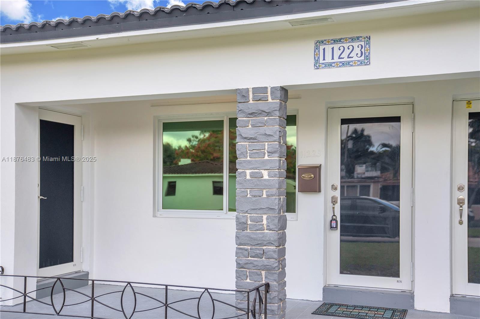See details / 1460 sq. ft. $ 2025-09-10 0 Photo