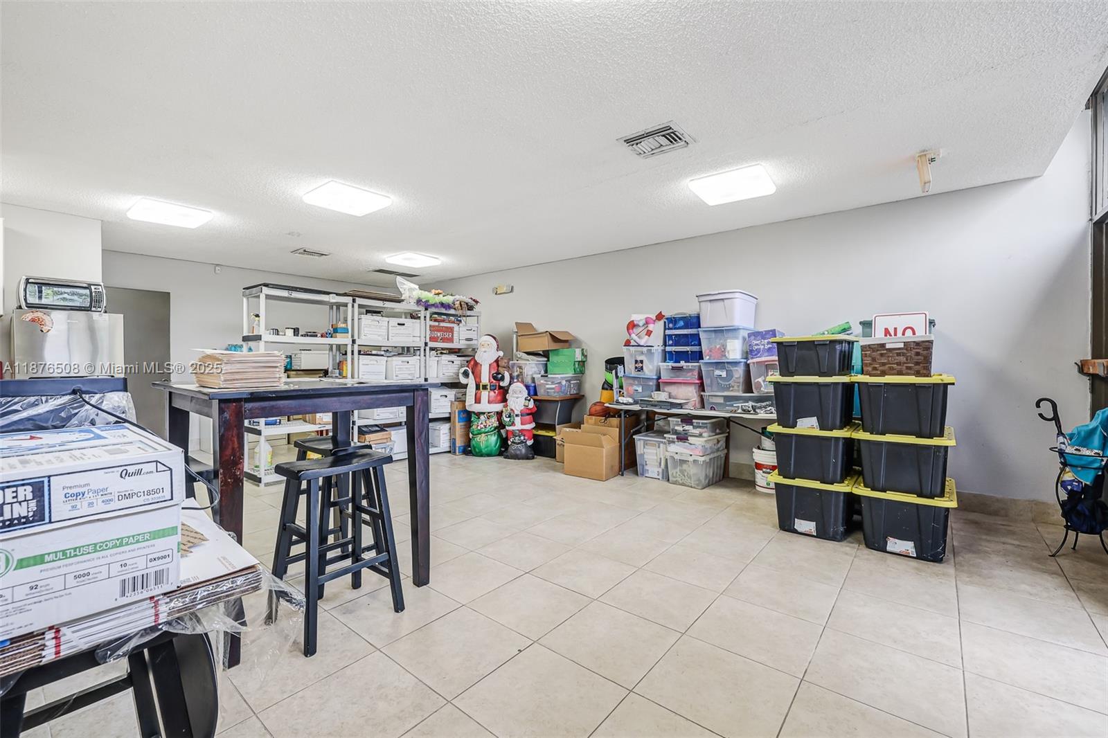 Ver detalles 2 / sq. ft. $ 2025-09-10 0 foto