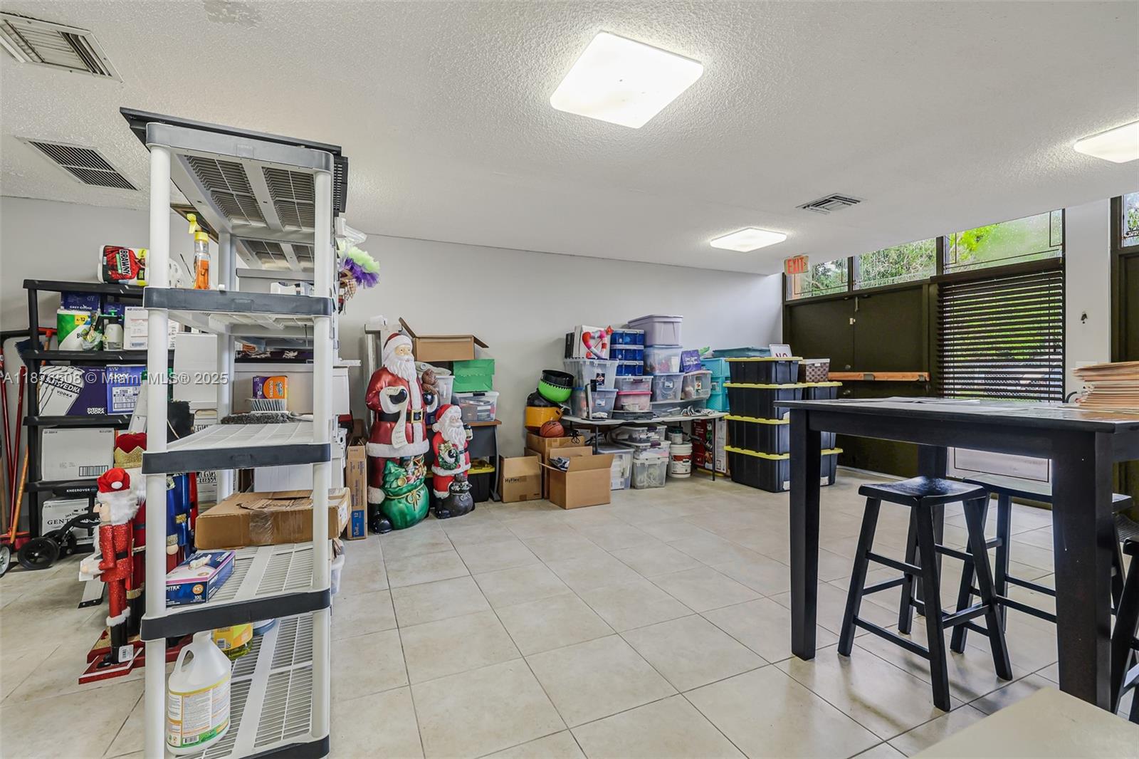 Ver detalles 2 / sq. ft. $ 2025-09-10 0 foto