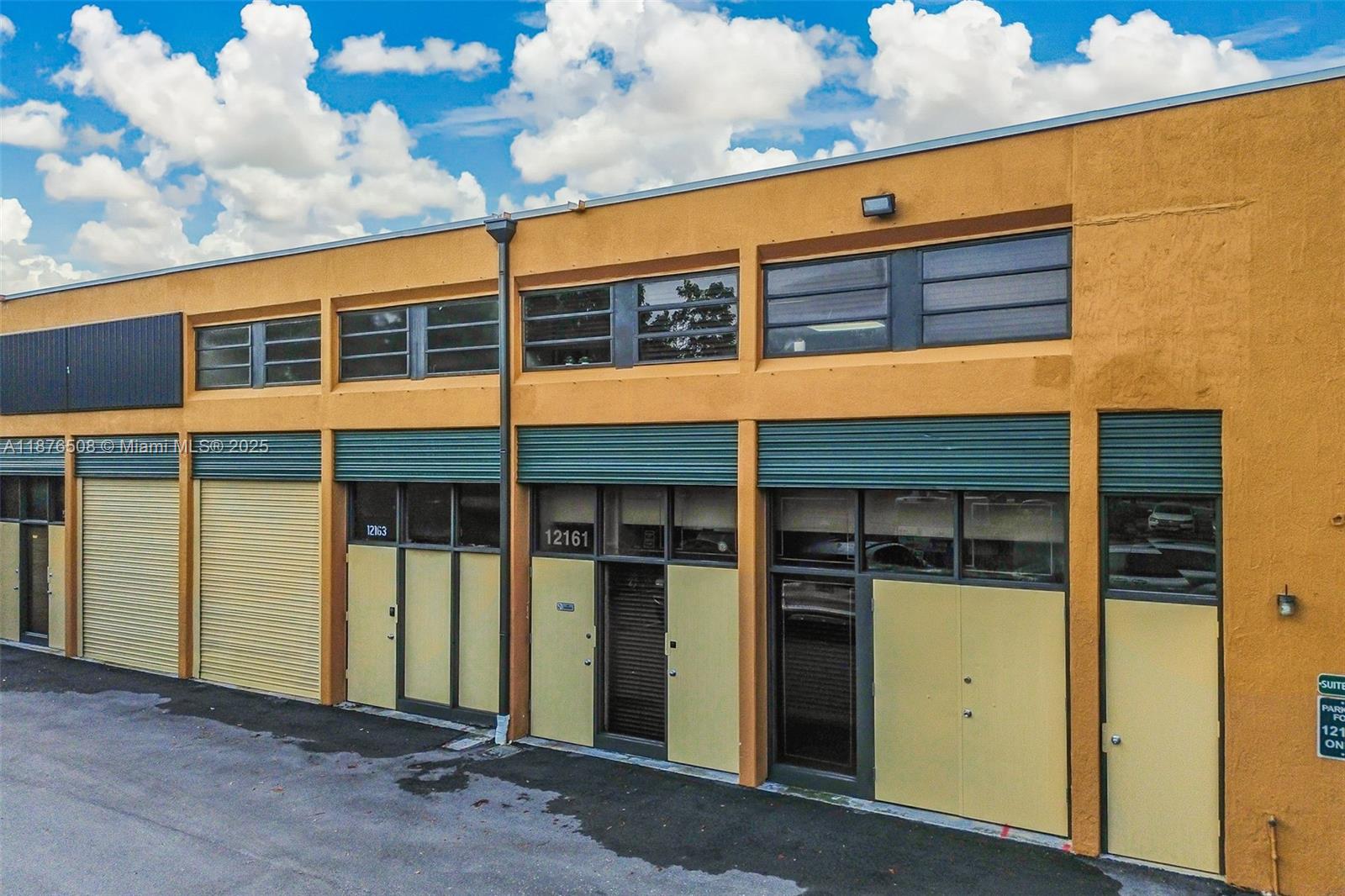 Ver detalles 2 / sq. ft. $ 2025-09-10 0 foto
