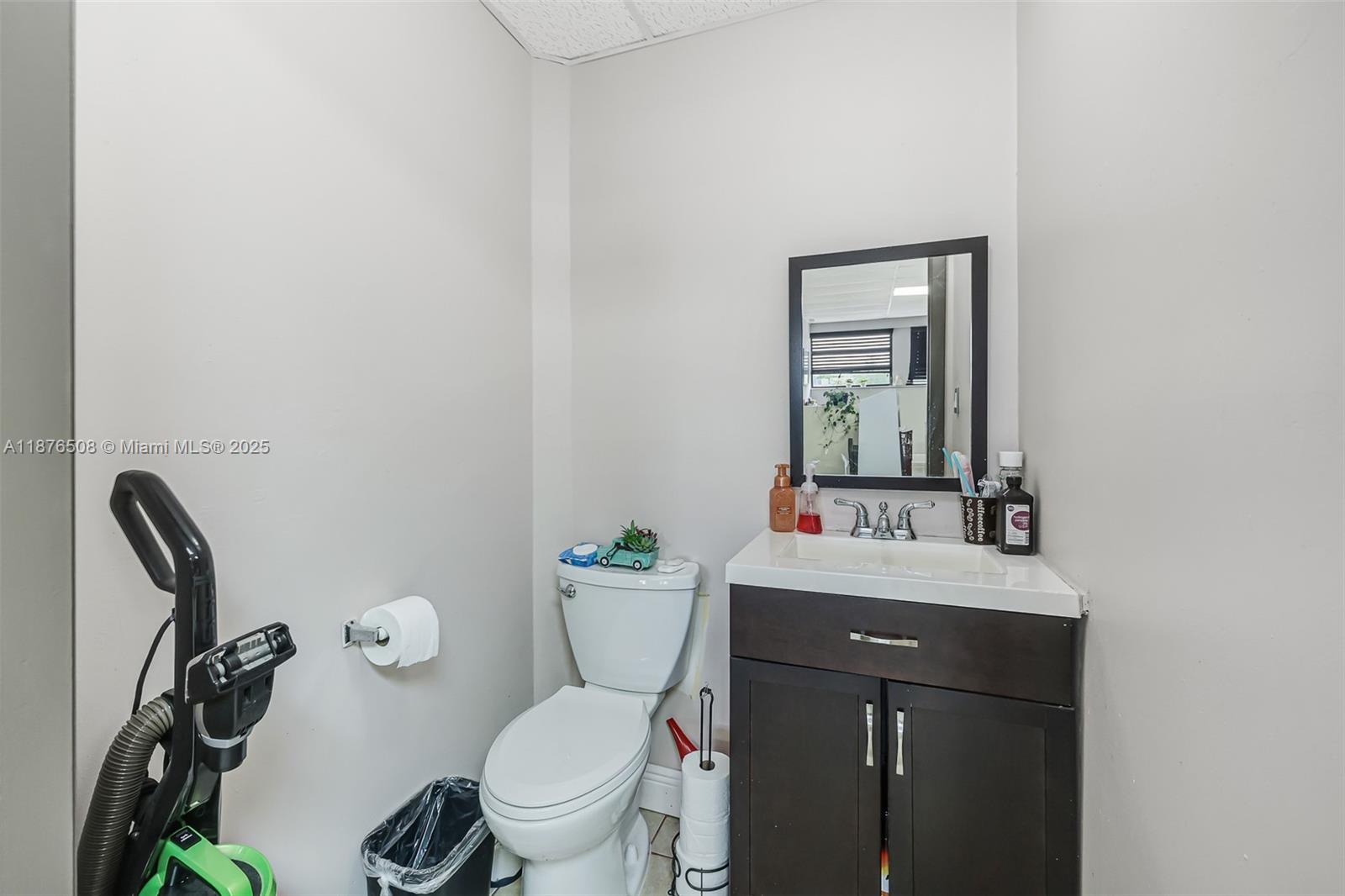 Ver detalles 2 / sq. ft. $ 2025-09-10 0 foto