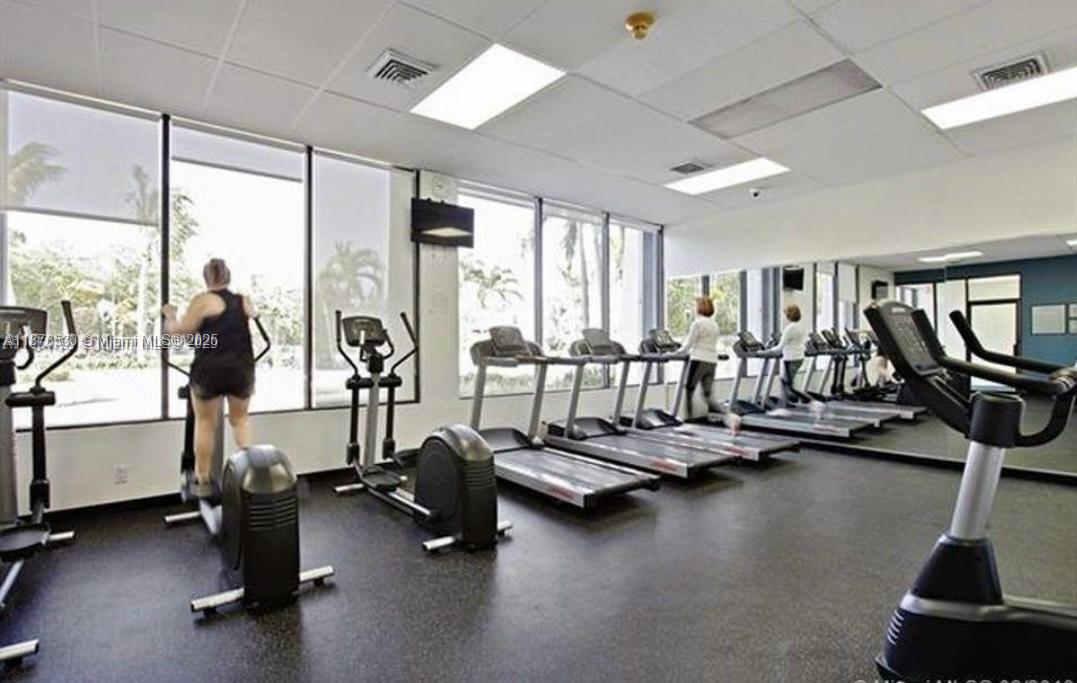 See details 507 2 / 2 1357 sq. ft. $ 2025-09-11 0 Photo