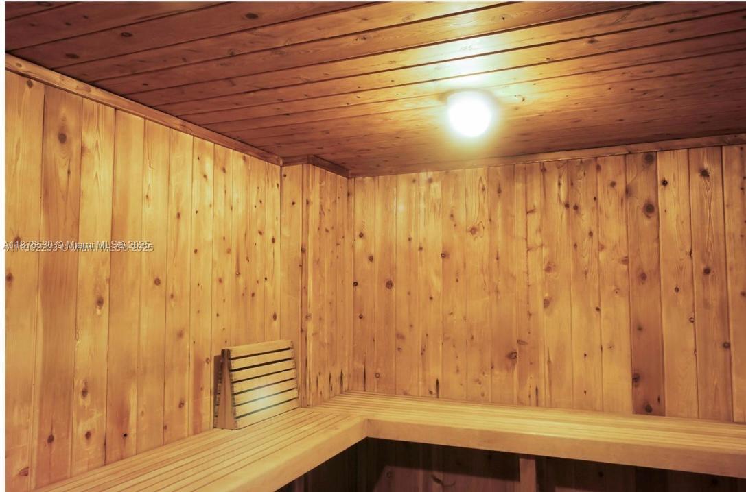 See details 507 2 / 2 1357 sq. ft. $ 2025-09-11 0 Photo