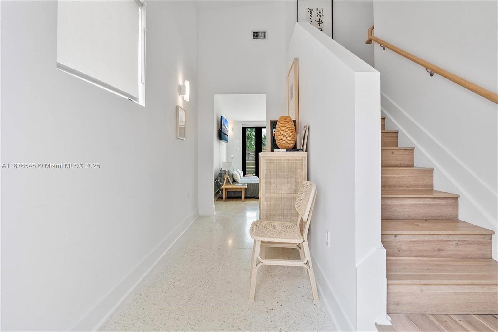   /  5750 sq. ft. $ 2025-09-11 0 Photo