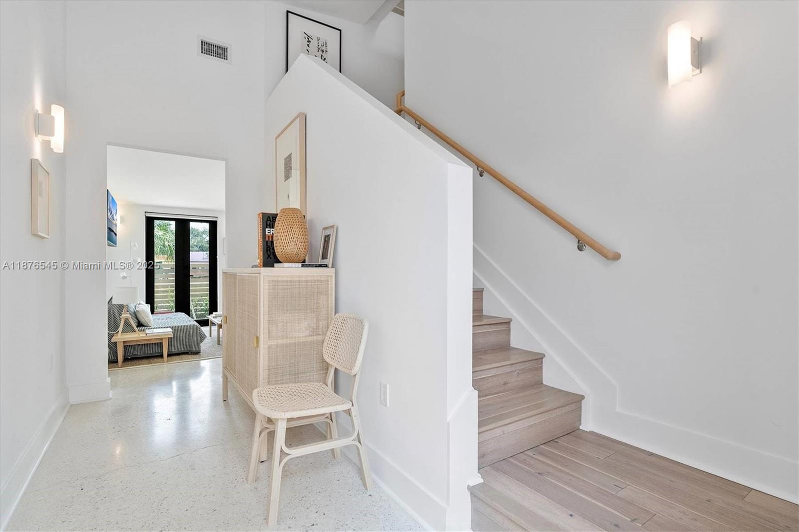  /  5750 sq. ft. $ 2025-09-11 0 Photo