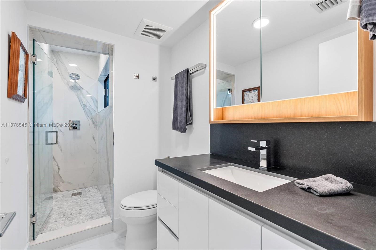   /  5750 sq. ft. $ 2025-09-11 0 Photo