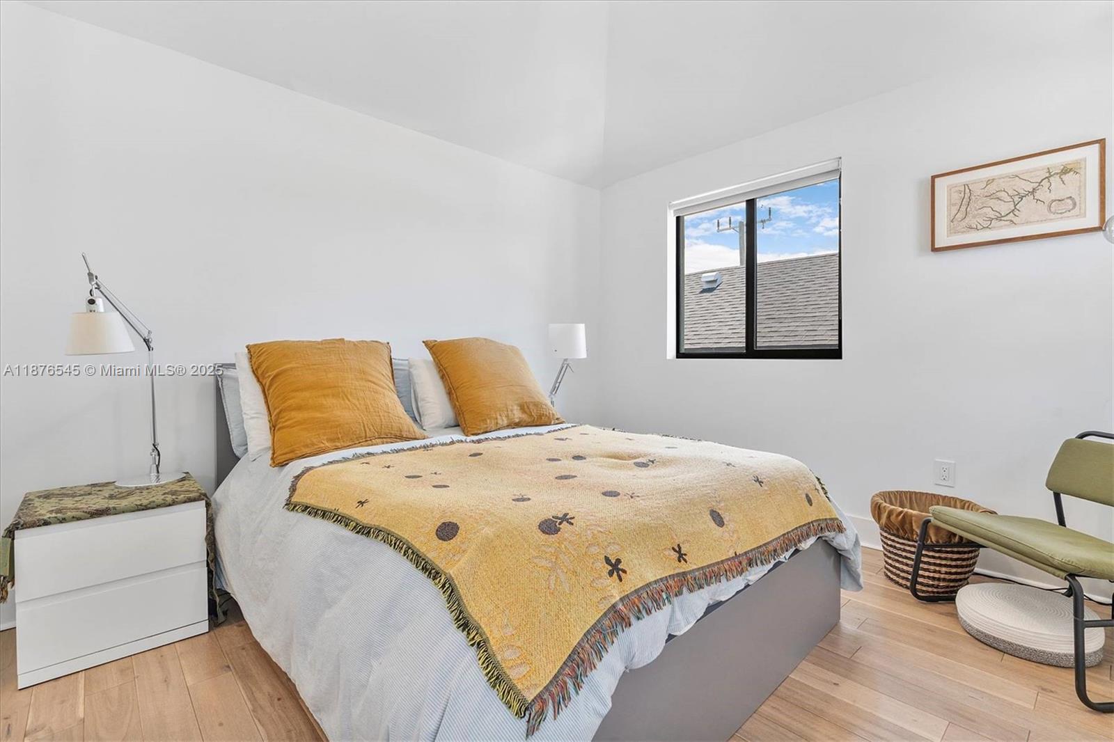   /  5750 sq. ft. $ 2025-09-11 0 Photo